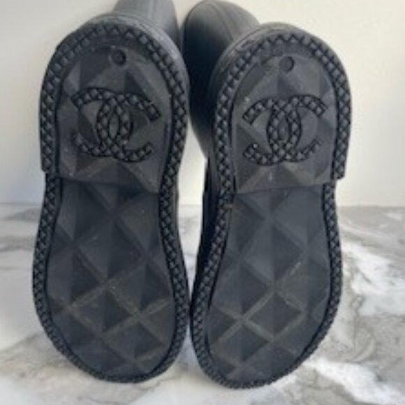 CHANEL Rubber Rain Boots SZ 39 - Picture 7 of 13